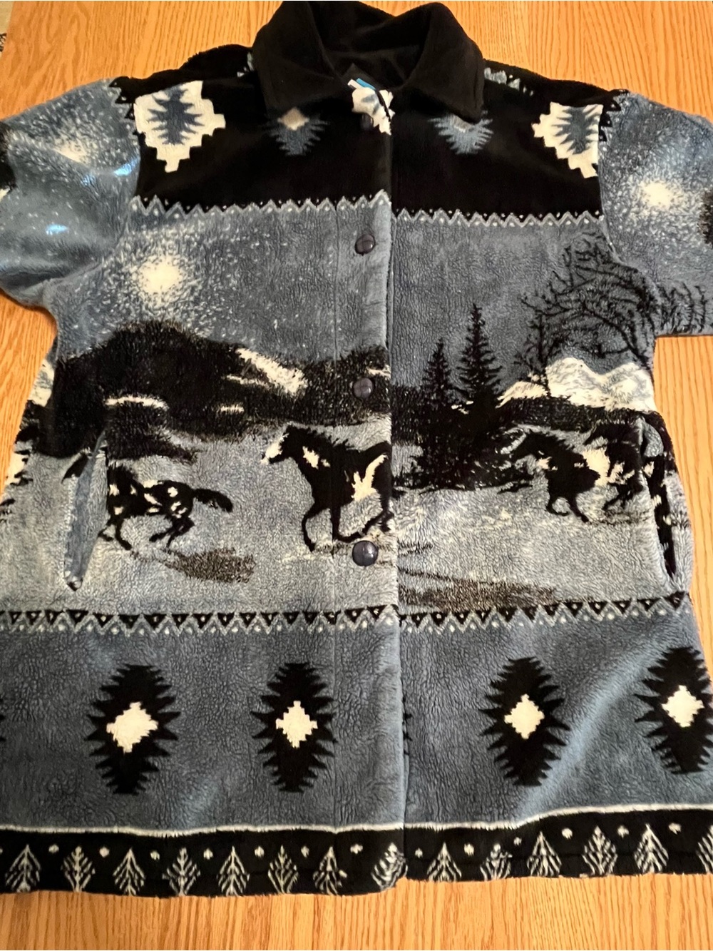 Denali Plush/Fleece Jacket- Large-Horse pattern- Blue / BLK/ White- Outdoor